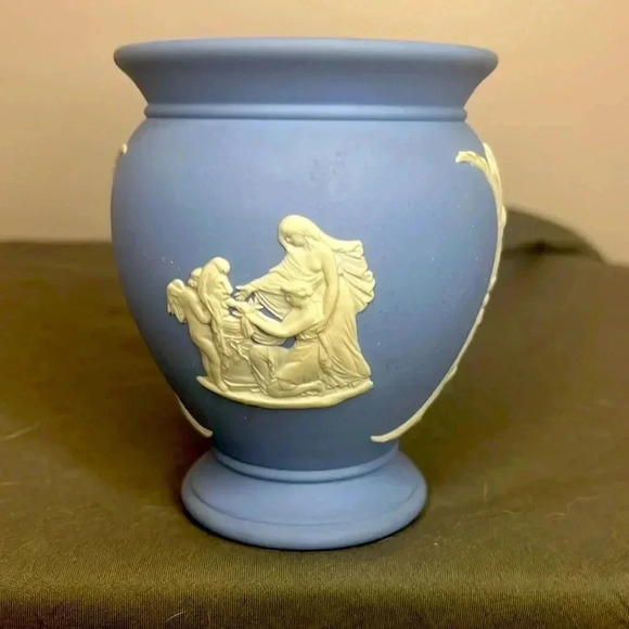 Wedgwood Other - Vintage Wedgwood Blue Jasperware Icarus Vase 4" - Made in England